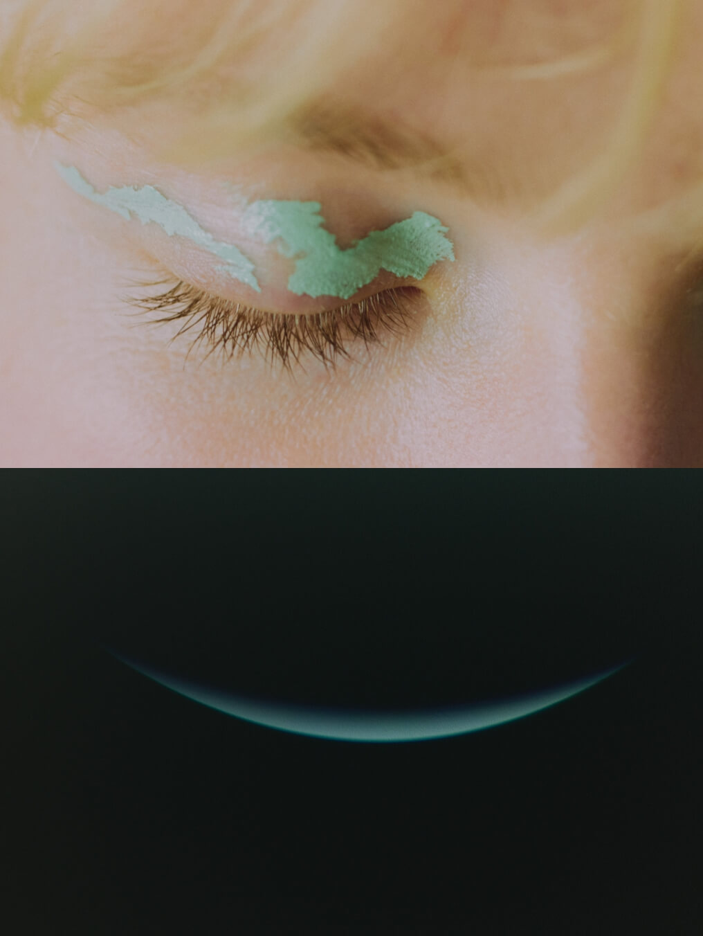 女性モデルの目元、アイメイクのイメージカット