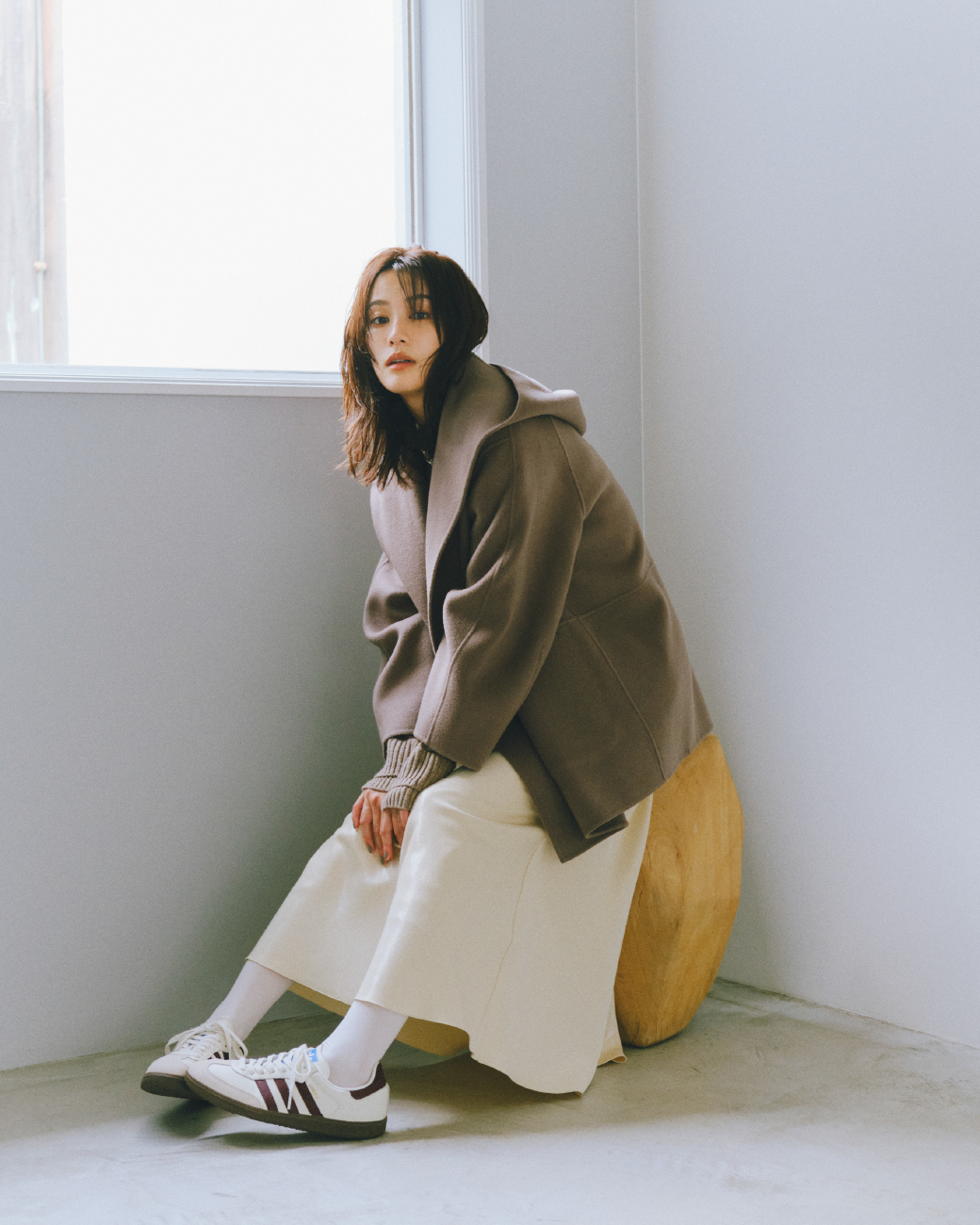 COAT ESSENTIAL Starring MIZUKI HANAYAMA │ emmi（エミ）公式サイト