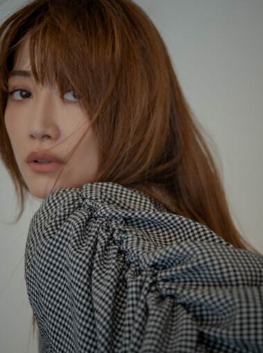 ONLINE LIMITED feat. YOUN-A