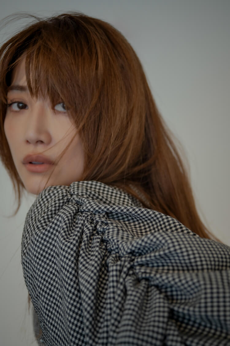 ONLINE LIMITED feat. YOUN-A