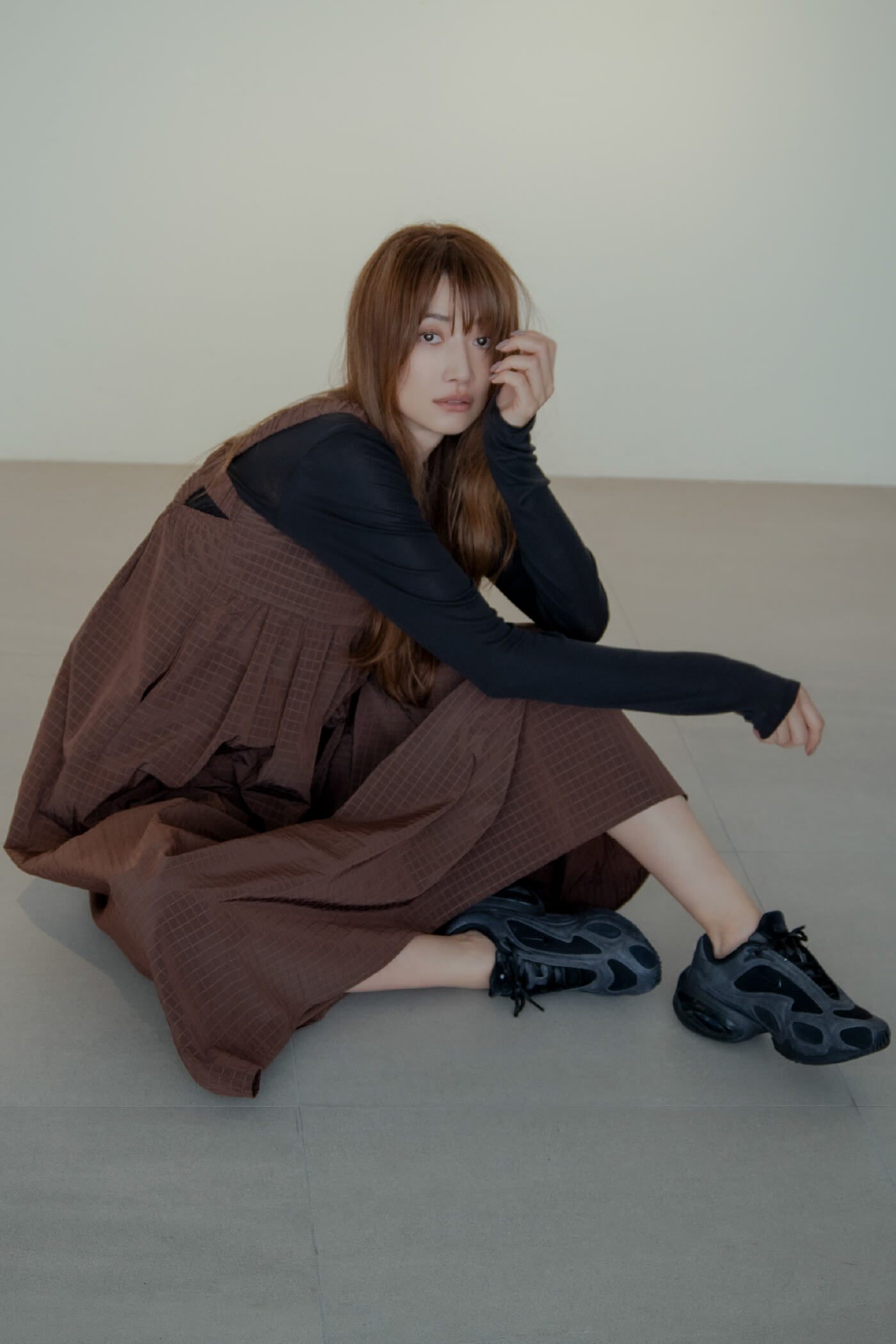 ONLINE LIMITED feat. YOUN-A